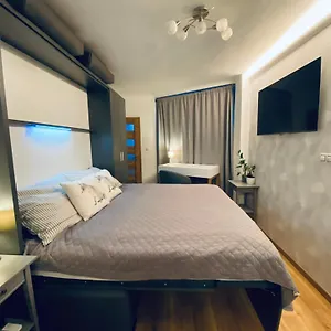 Cozy Near Castle Praga